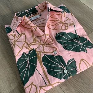 FIGHTING EEL, AVA SKY
 CHLOE BUTTON DOWN IN PASSION KALO PRINT